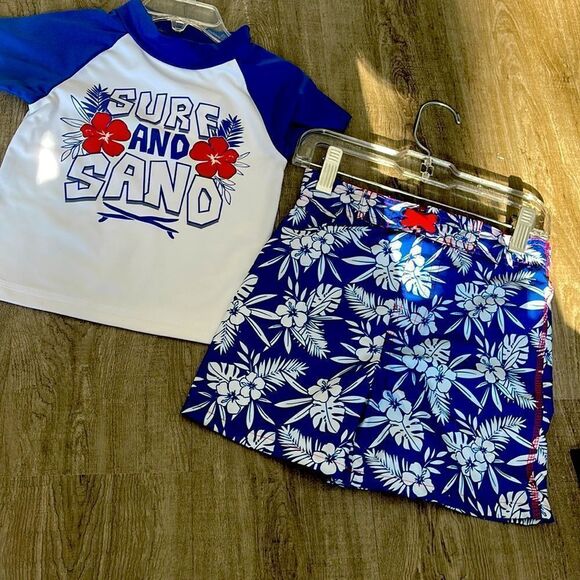 NEW Nick & Mack Boys 2 -Piece Swimwear Rash Guard and Trunk Swimsuit Set - Picture 1 of 4